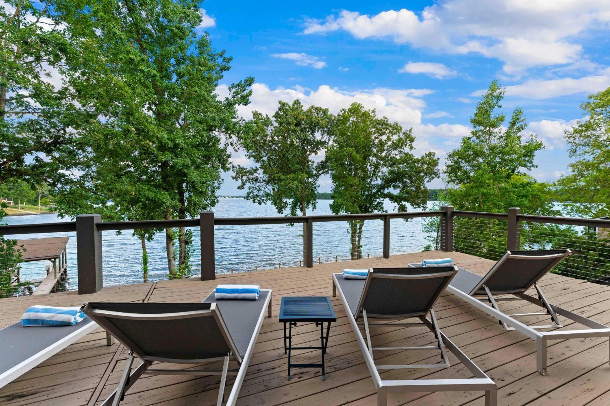 Lake Norman Getaway Мурсвилл Экстерьер фото